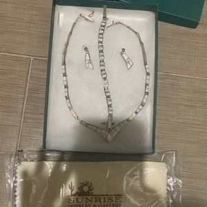 Lazuli necklace, bracelet & earrings set